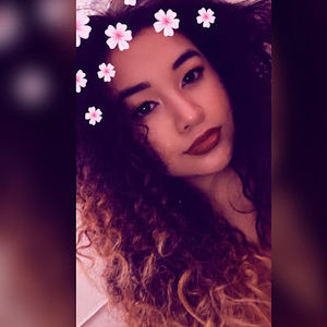 Meet your Posher, Claudia